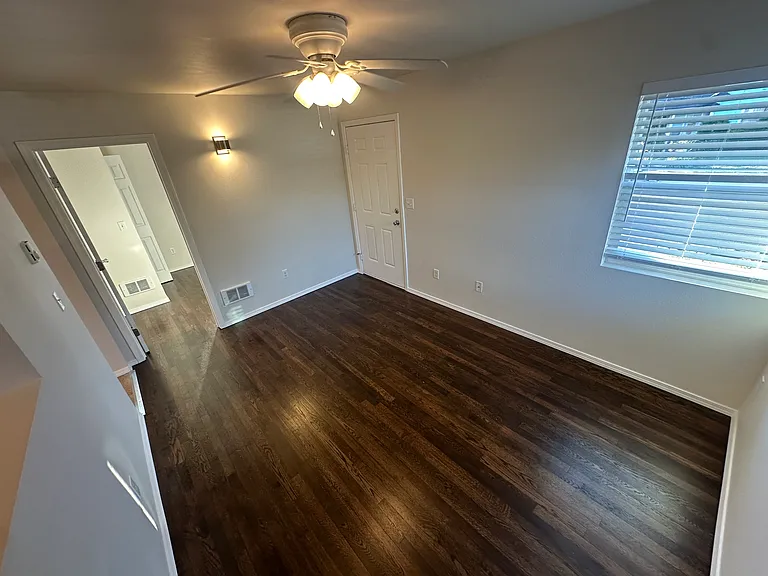 404 E Stanley St — Photo 12