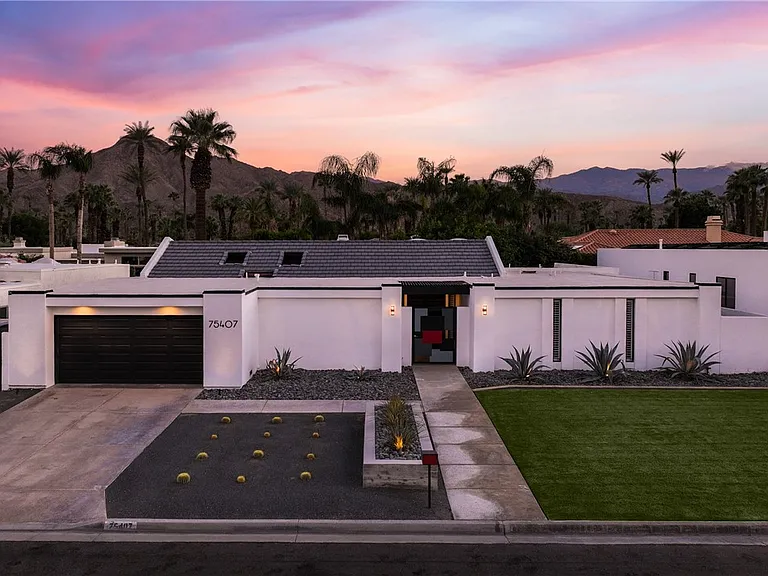 75407 Montecito Dr — Photo 38