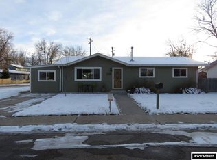 155 Madison St, Lander, WY 82520