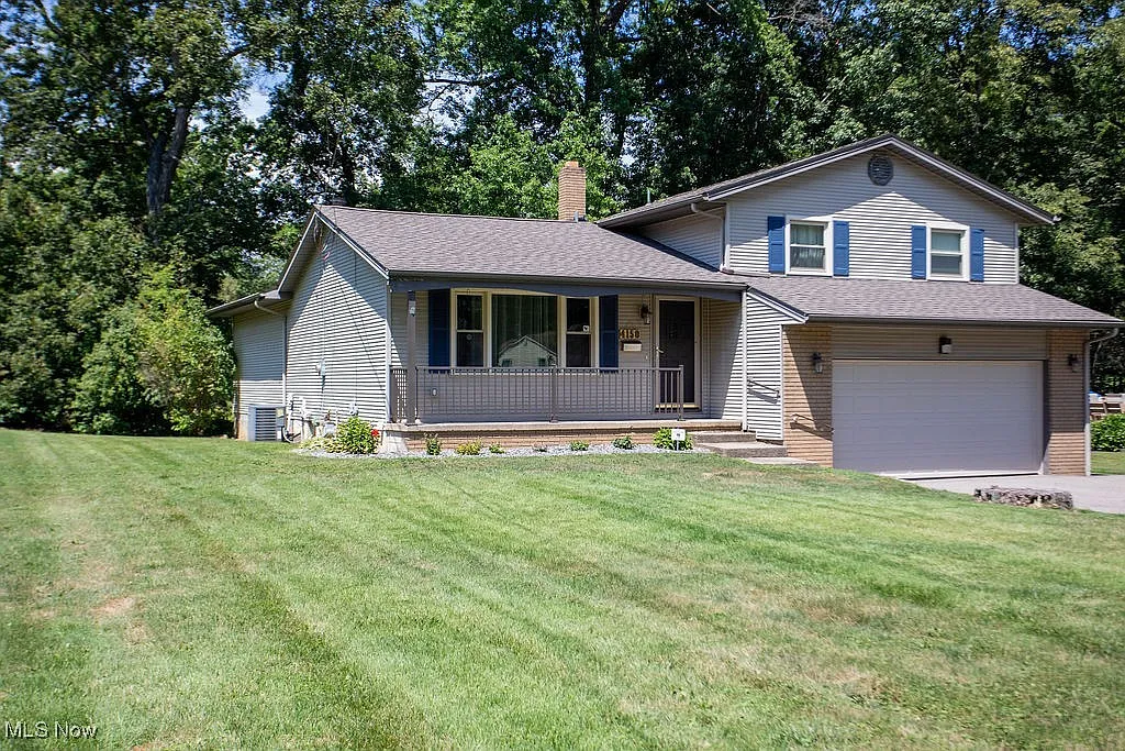 4150 Claridge Dr photo 1