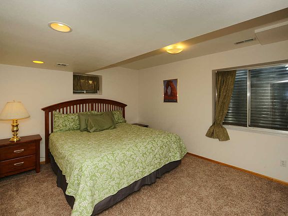Basement / Bedroom