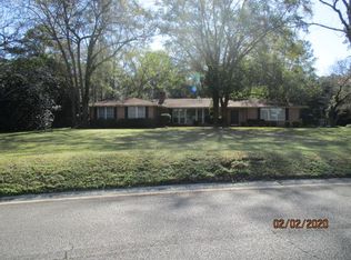 1306 Richmond Ave, Waycross, GA 31501