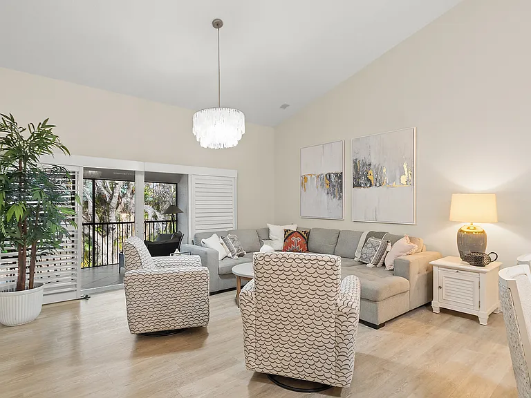 4360 Doubles Alley Dr #201 — Photo 1