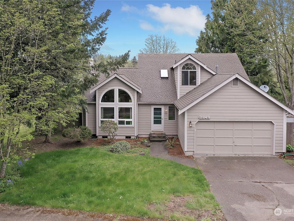 1st image of 2849 Lakeview Drive SE
