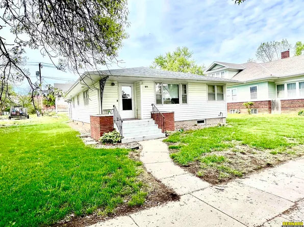 712 4th Corso, Nebraska City, NE 68410