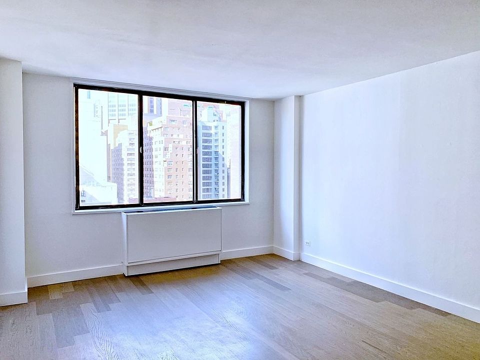1st image of 200 E 33rd St APT 12F