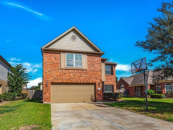 3rd image of 19034 Cypress Bay Dr