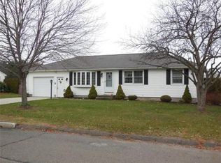 8 Sandra Rd, Easthampton, MA 01027