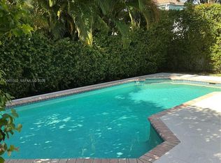 15857 NW 4th Ct, Pembroke Pines, FL 33028