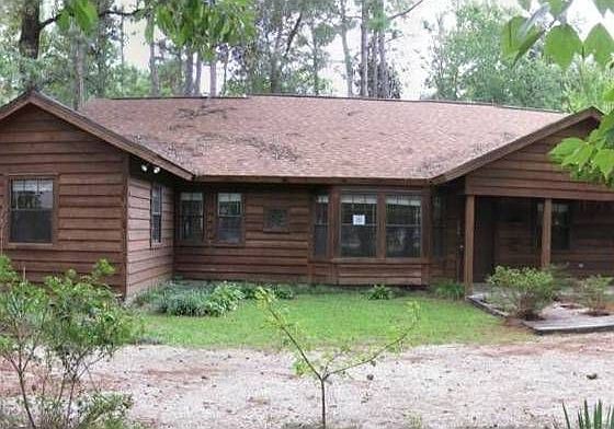 1st image of 104 W Lakeshore Dr