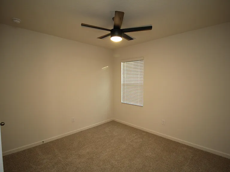 1405 Mineral Loop Dr NW — Photo 5