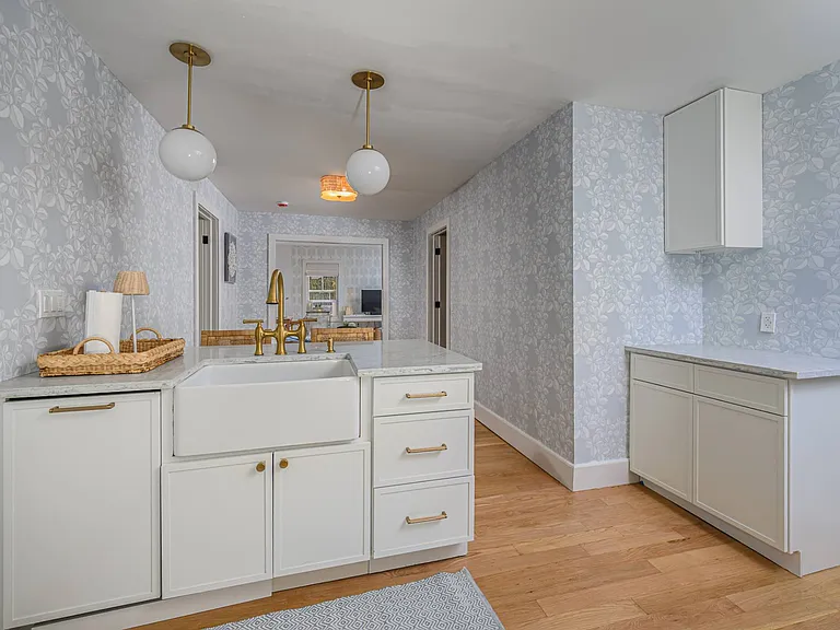 50 Oakland Ave — Photo 6