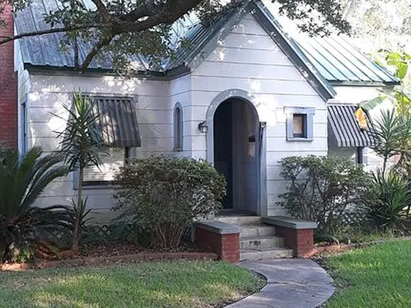 2410 Glenwood Dr, Port Arthur, TX 77642