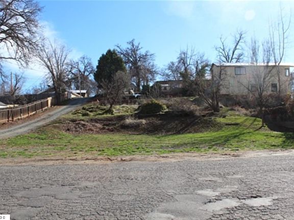 2nd image of 18315 Willow Ave