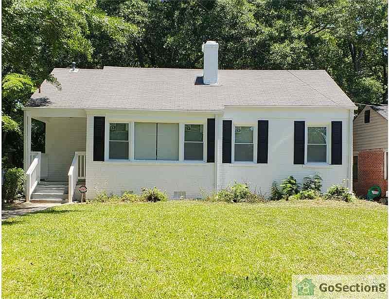 2nd image of 1741 Springview Rd NW