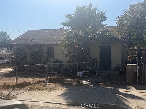 3rd image of 1231 1/2 Lincoln St