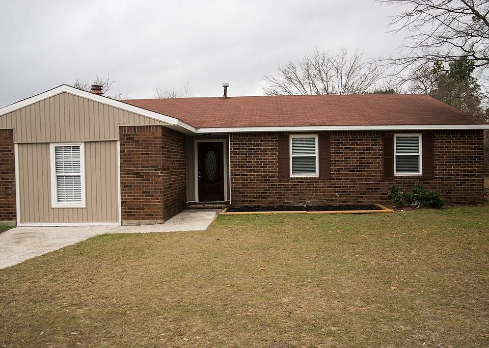 1st image of 3705 Beacon Hill Dr