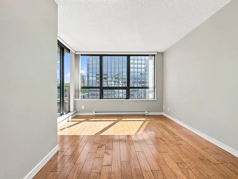 938 Smithe St #2006 — Photo 6