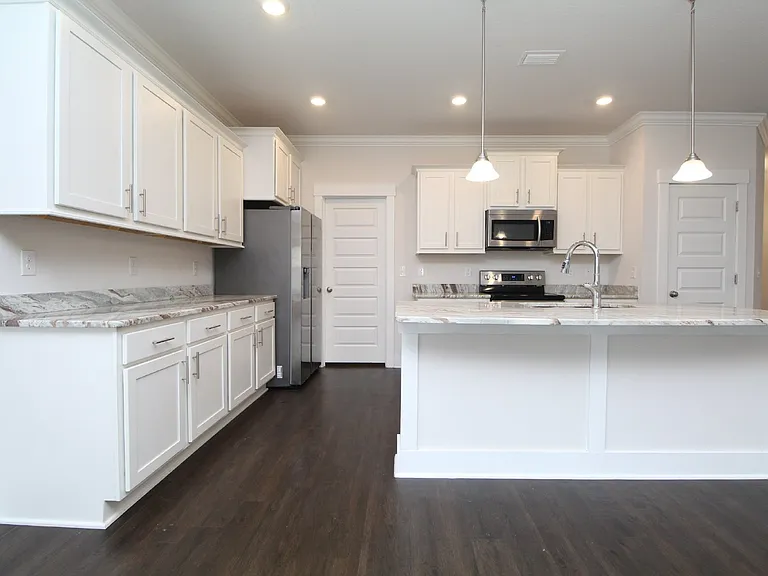 717 Brambling Ct — Photo 6
