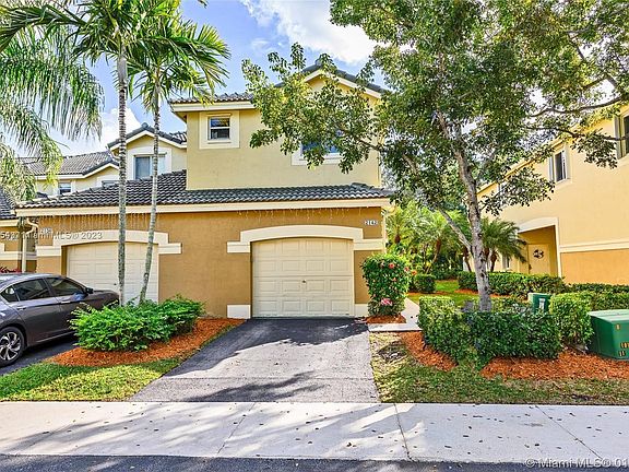 2nd image of 2142 Hacienda Ter