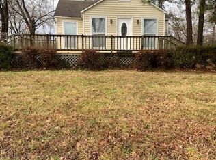 615 Chester Levee Rd, Jackson, TN 38301