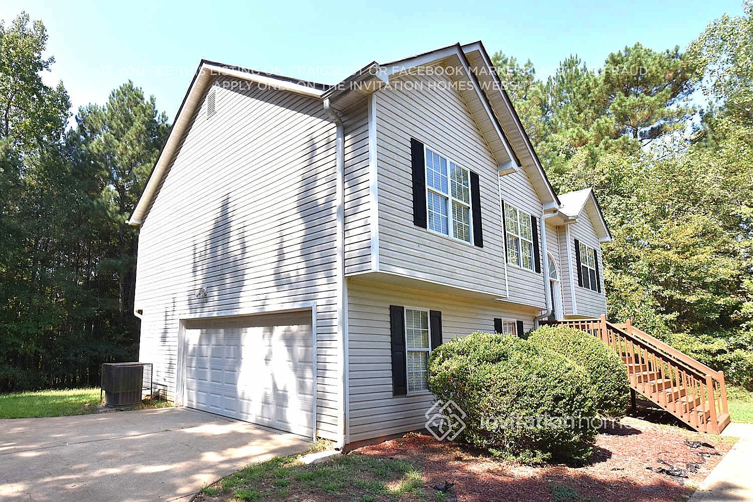 402 Parlor Cir Locust Grove, GA 30248 — Photo 2
