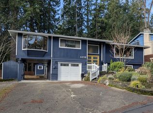 3209 165th Ave SE, Bellevue, WA 98008