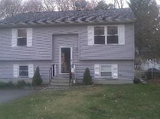 150 Dunham St, Norwich, CT 06360