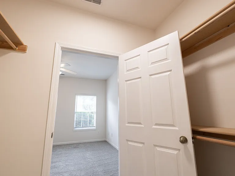 Forest Ridge — Photo 46