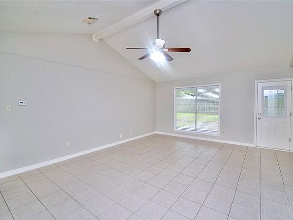 4th image of 13563 Fernhill Dr
