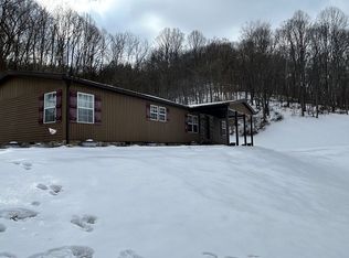 189 Crossroads Rd, Wadestown, WV 26590