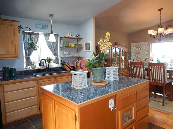 5th image of 7392 SW Burl Dr
