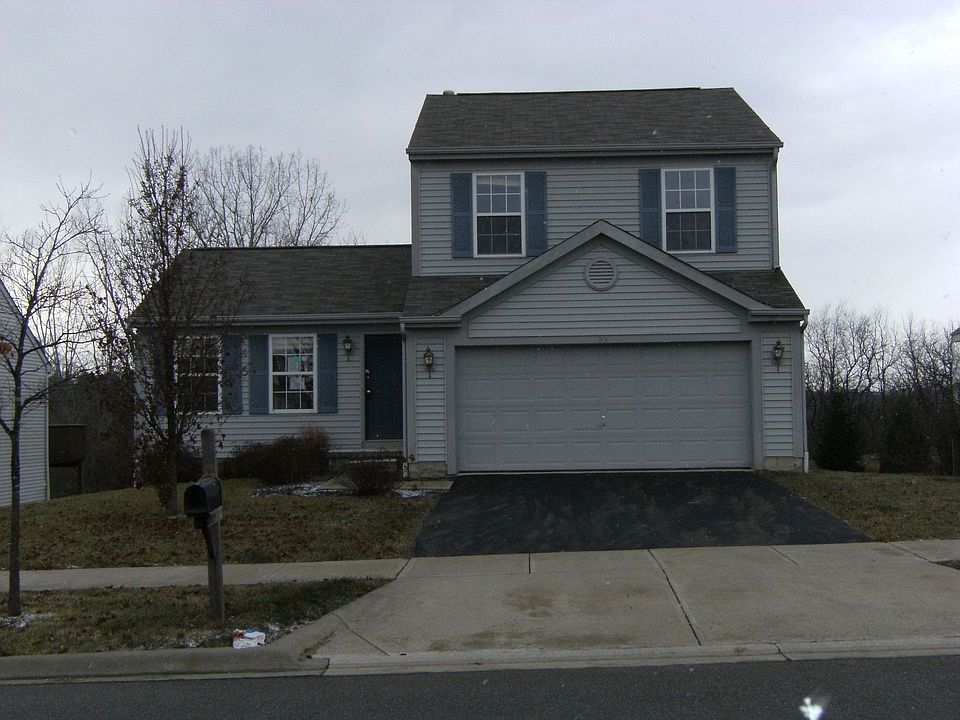 1st image of 99 Lantern Chase Dr
