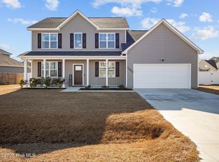 1002 Ferry Spring Ln, Jacksonville, NC 28546