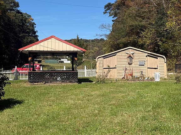 2nd image of 370 Johnson Hollow Rd