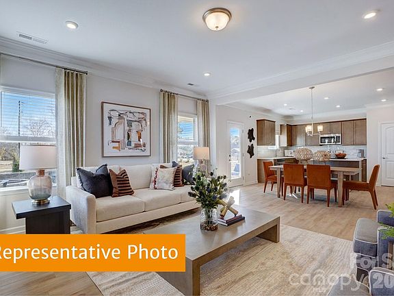 5th image of 412 Lively Cres