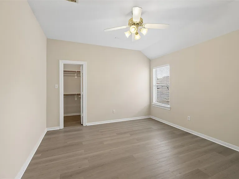 6414 Pinewood Trace Ln — Photo 16