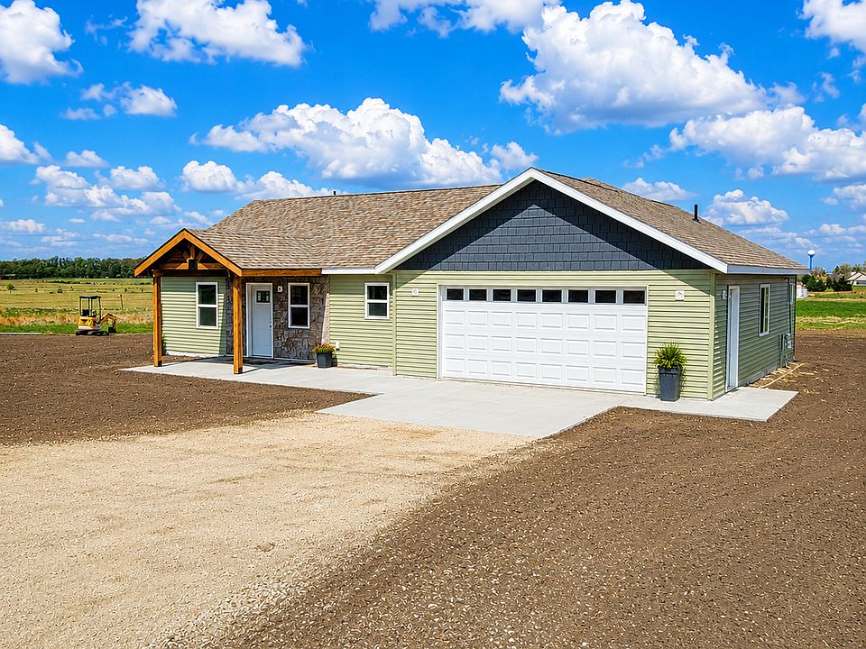 1st image of 160 Cozy Oak Dr E