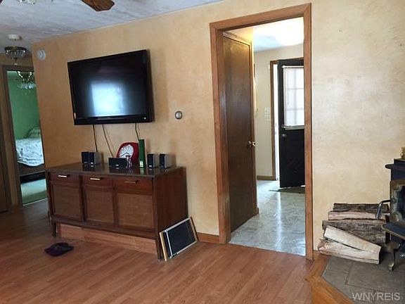 5th image of 220 Crisfield Ave