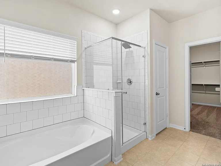 8904 Portobello Way — photo 13