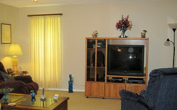 2nd image of 105 Bougainvillea St