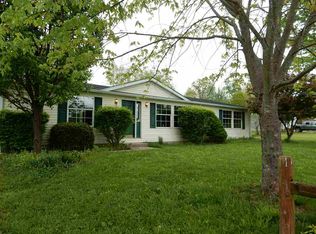 6981 Pleasant Hill Ln, Spencer, IN 47460