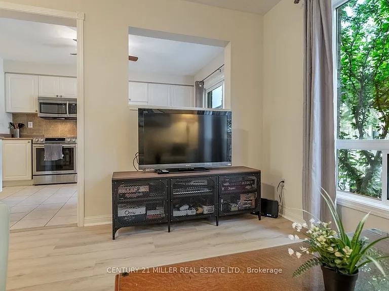 432 Bundy Dr — Photo 7