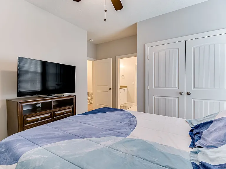 1213 Elbron Dr — Photo 38