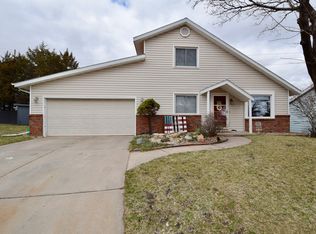 2008 Bilmar Cir, Lincoln, NE 68521