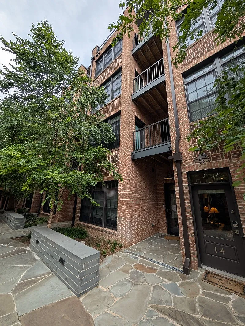 2 bed, 2.5 bath, $4,175 — Photo 1