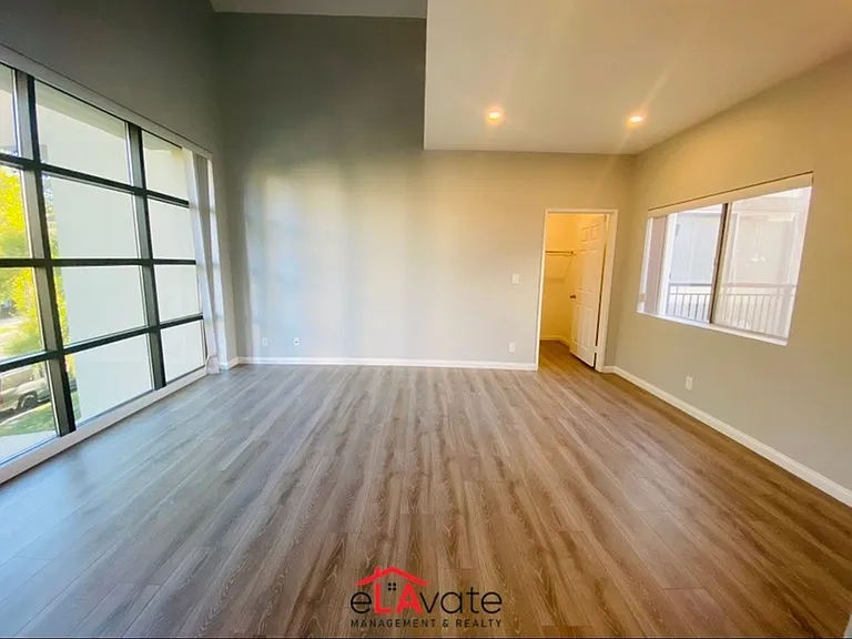 14625 Dickens St #110 — Photo 10