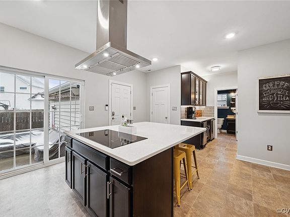 5th image of 705 Admiral Gravely Blvd