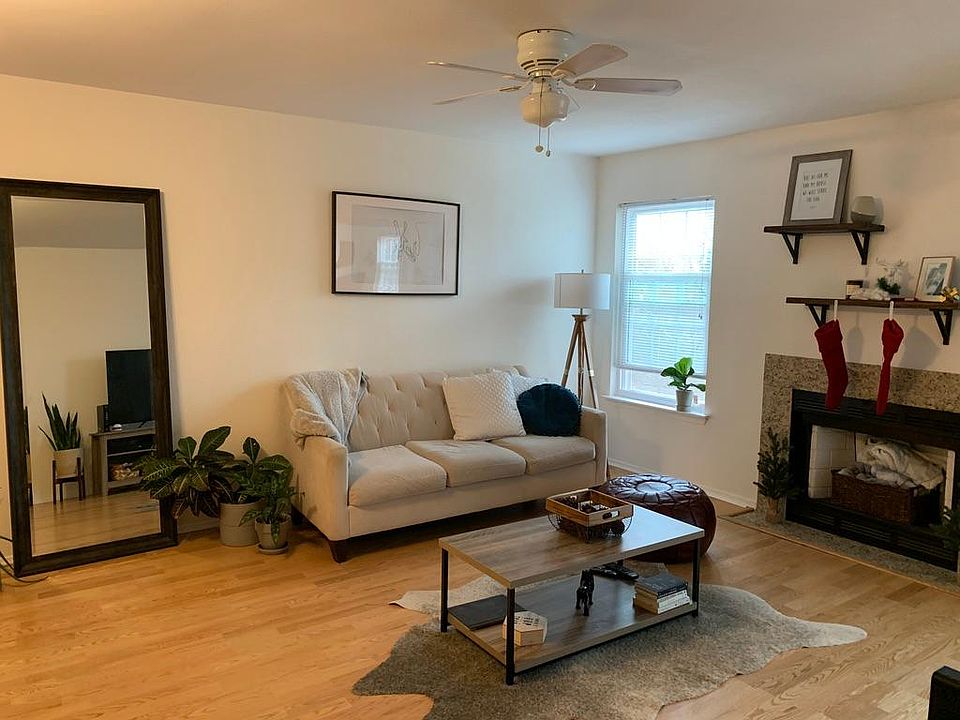 1st image of 3311 Wyndham Cres #3199