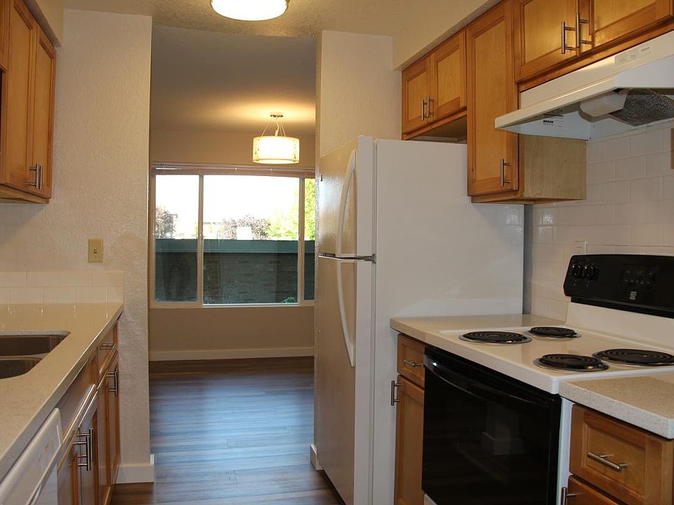 1st image of 405 E Titus St APT 103